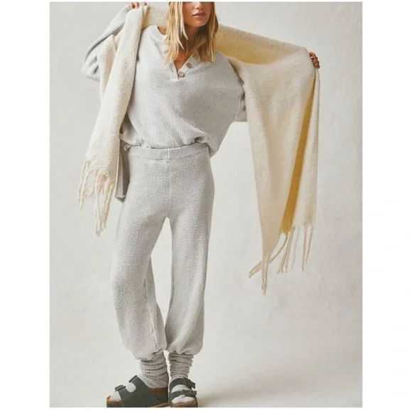 NWT FREE PEOPLE Hailey Set /
Ivory Heather size: XS - Picture 2 of 5